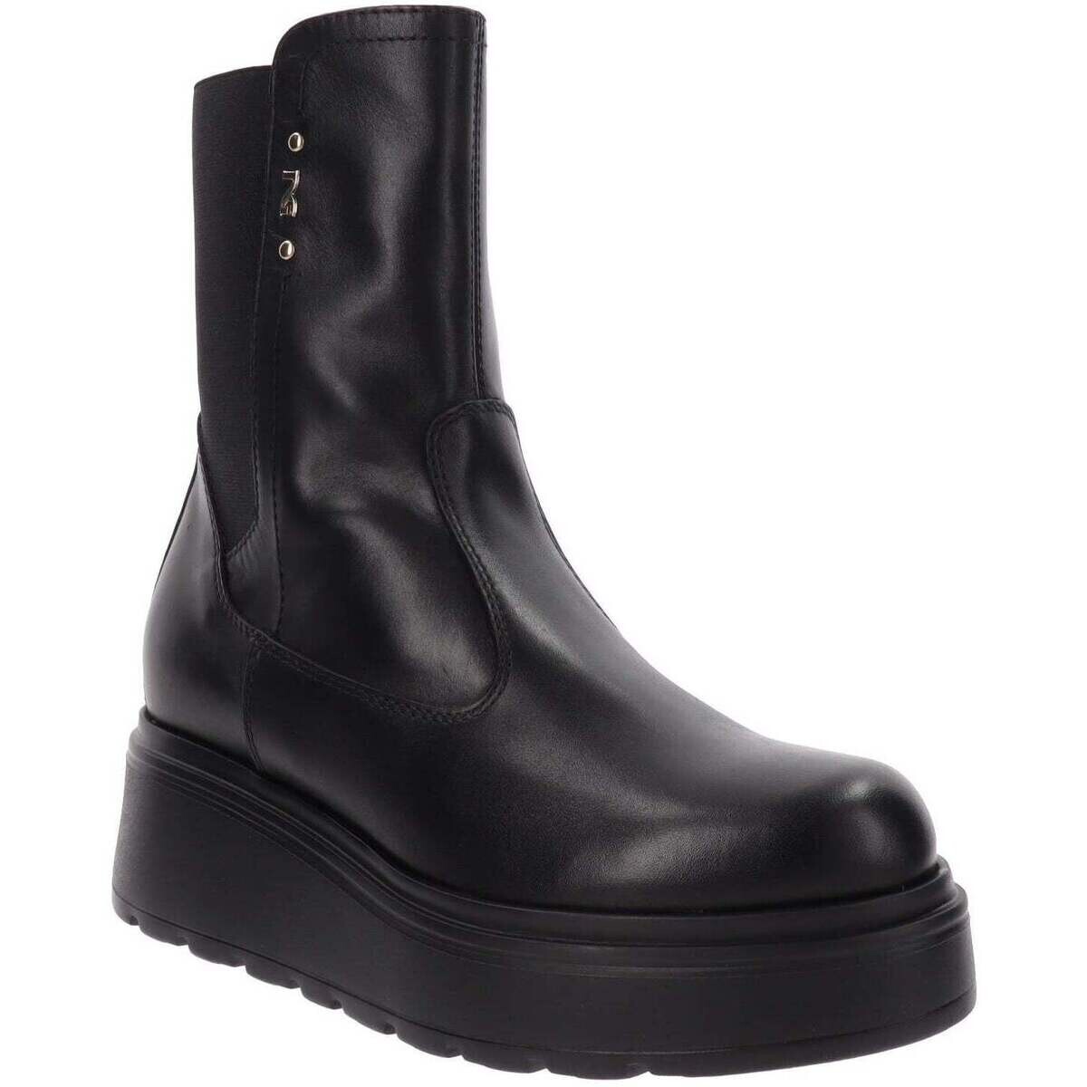 NeroGiardini  I514901D  Černá