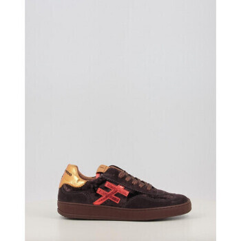 Another Trend  A032  Hnědá