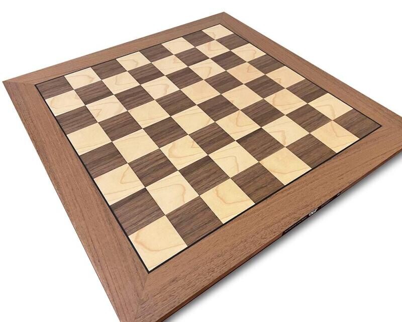 DGT DGT šachovnice dřevěná Walnut