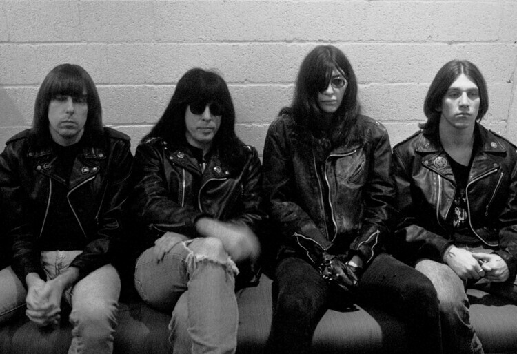Michel Linssen Fotografie The Ramones Backstage, Michel Linssen, 40 × 26.7 cm