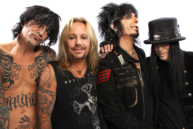 Mick Hutson Fotografie Motley Crue Posed At Download Festival, Mick Hutson, 40 × 26.7 cm