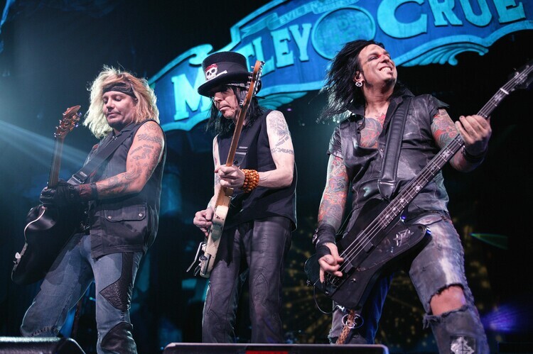 Mick Hutson Fotografie Photo of Nikki SIXX and Mick, Mick Hutson, 40 × 26.7 cm