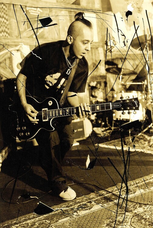 Mick Hutson Fotografie Photo of Daron MALAKIAN and SYSTEM OF A DOWN, Mick Hutson, 26.7 × 40 cm