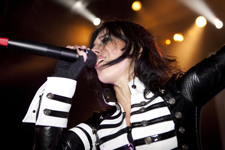 Nigel Crane Fotografie Lacuna Coil perform at the London Forum, Nigel Crane, 40 × 26.7 cm