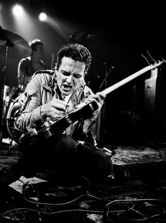 Lex van Rossen/MAI Fotografie Photo of Topper HEADON and Joe STRUMMER and CLASH, Lex van Rossen/MAI, 30 × 40 cm