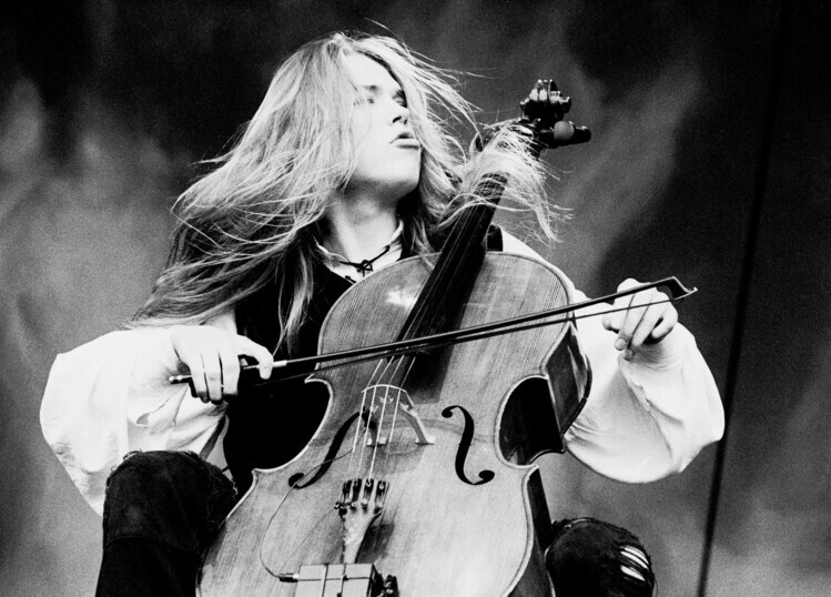 Peter Pakvis Fotografie Photo of APOCALYPTICA, Peter Pakvis, 40 × 30 cm