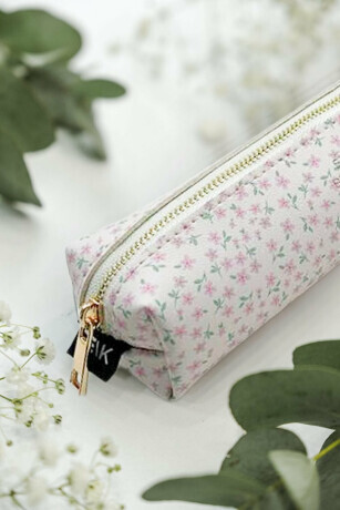 Dizajnový květinový penál