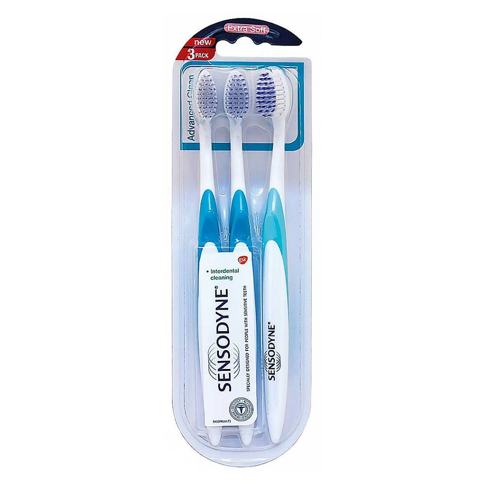 SENSODYNE Advanced Clean Triopack Zubní kartáček Extra Soft 3 ks, poškozený obal