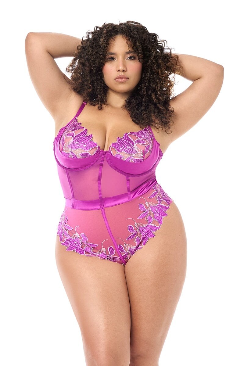 Fialové body s krajkou 8953 Plus size