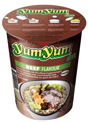 YUM YUM Instantní nudlová polévka v kelímku hovězí 70 g DMT 10/2025