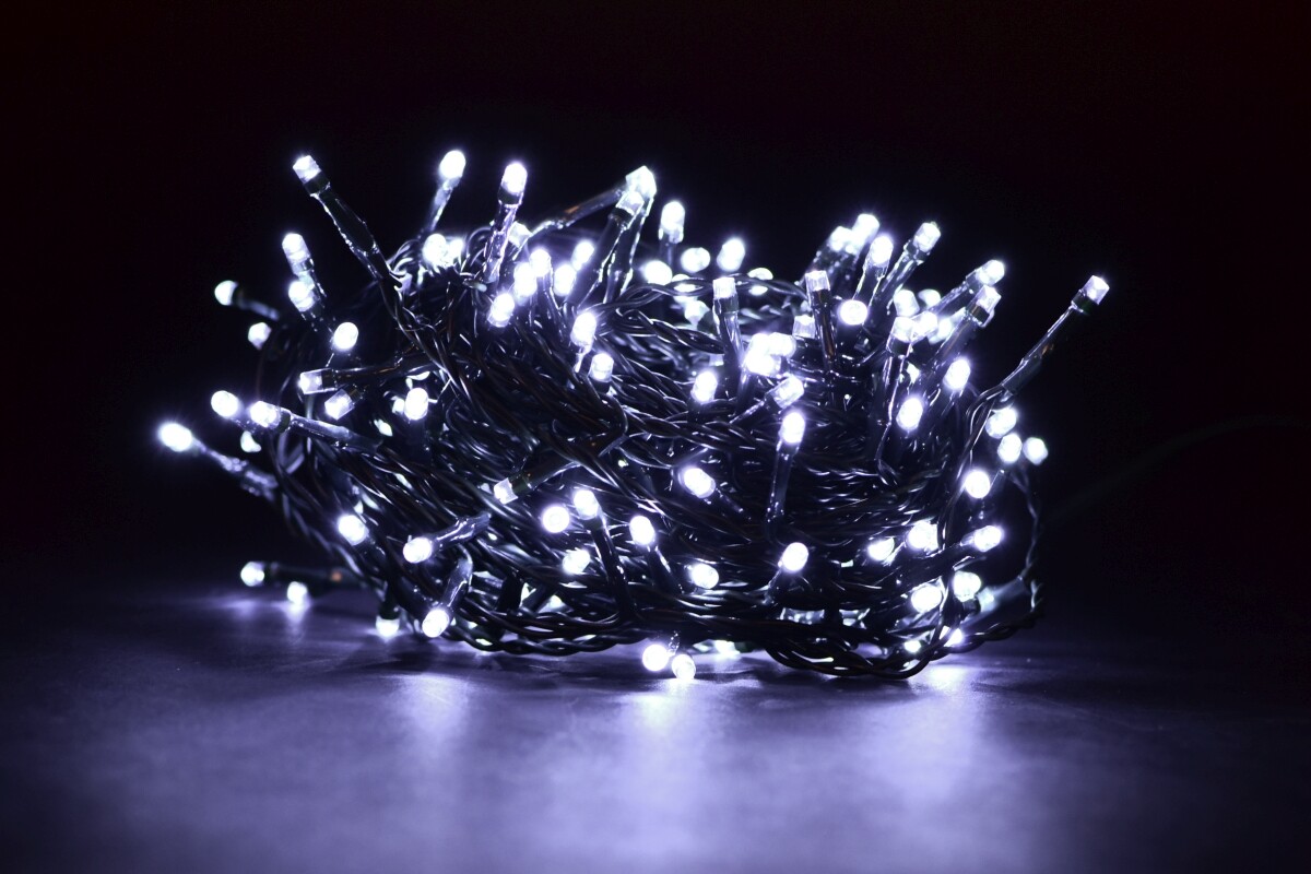 LED řetěz | studená bílá | 200 diod | 13 m | 8 programů & memory funkce