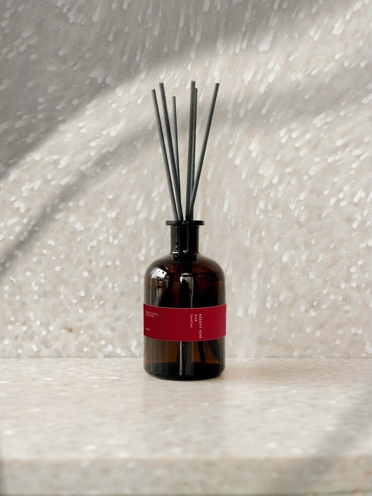 Difuzér #90 Pink Pepper, Poppy, Sandalwood – Perfumed Prague