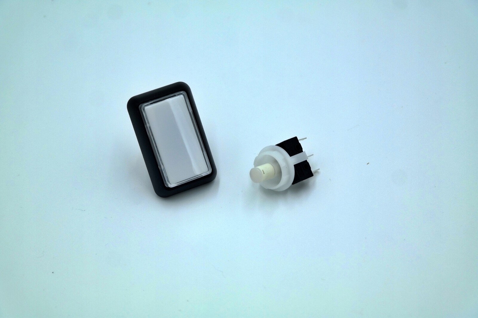 10 kusů Obdélníkové tlačítko pro automatické hračky Pusher Boxer