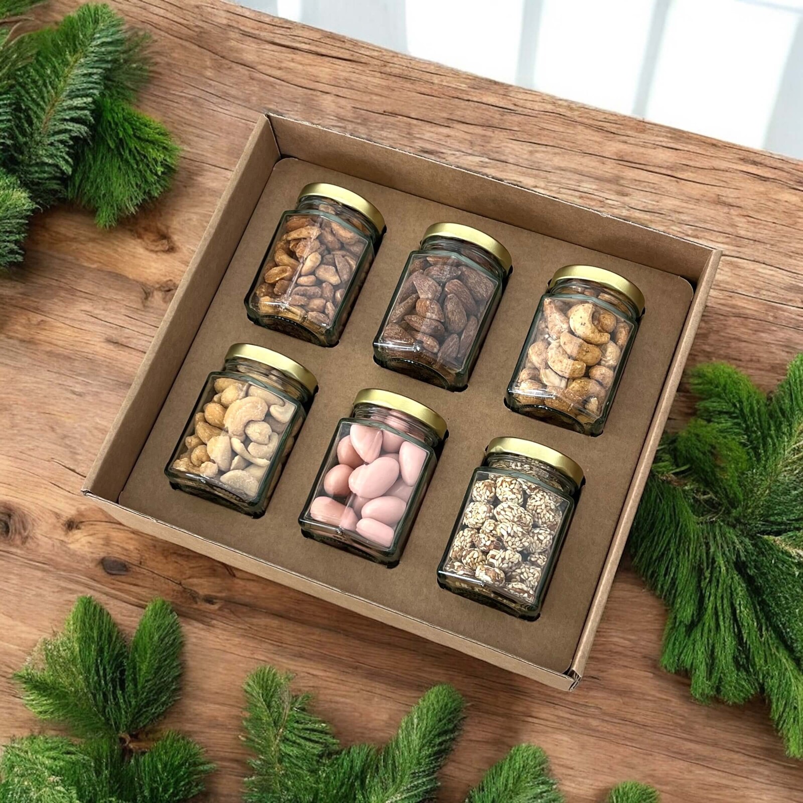 Nutworld.cz Dárkový box MIX ořechů – 6x sklenička Exclusive