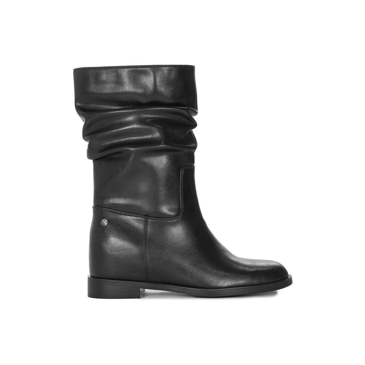 Maciejka  K721101008  Černá