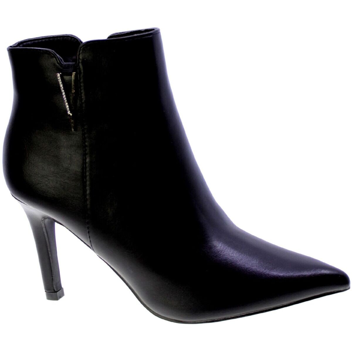 Kharisma  347773  Černá