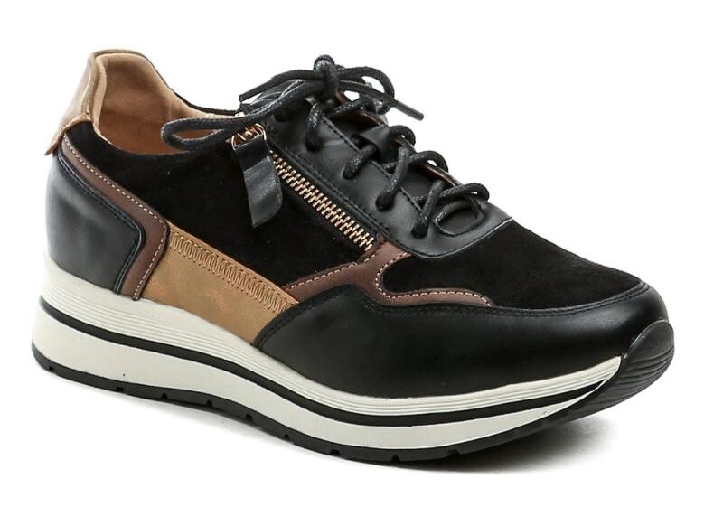 Wojtylko 7A26024 černé dámské polobotky na klínku