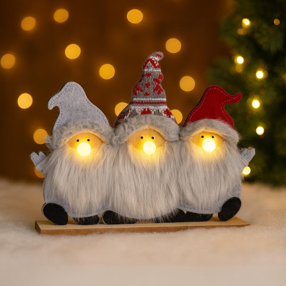 Dekorativní skřítci se svítícími nosy