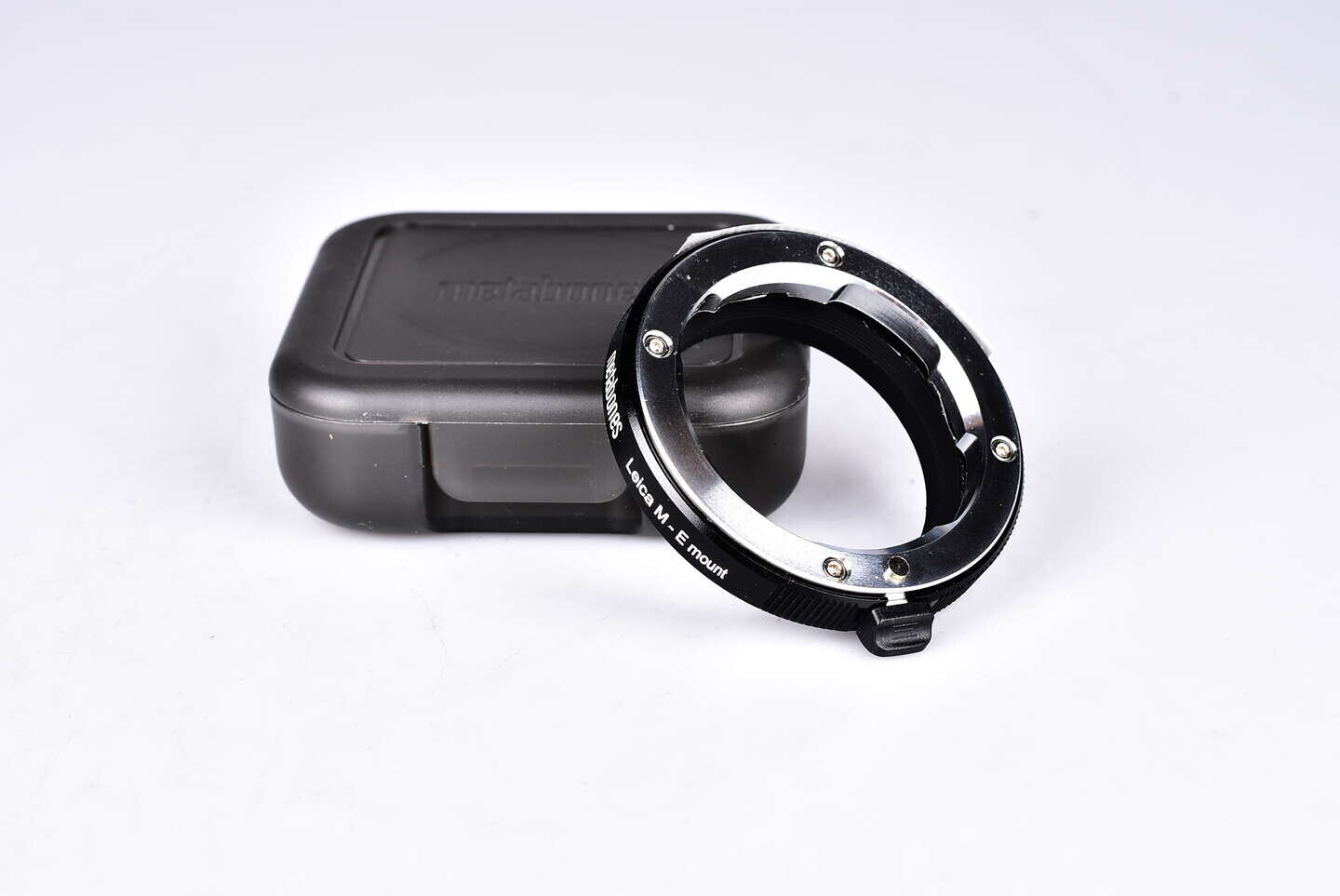 Metabones adaptér z Leica M na Sony E bazar