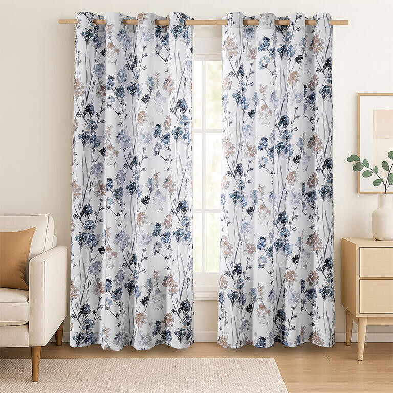 Zatemňovací závěs SOLKONE bílý 135 x 250 cm