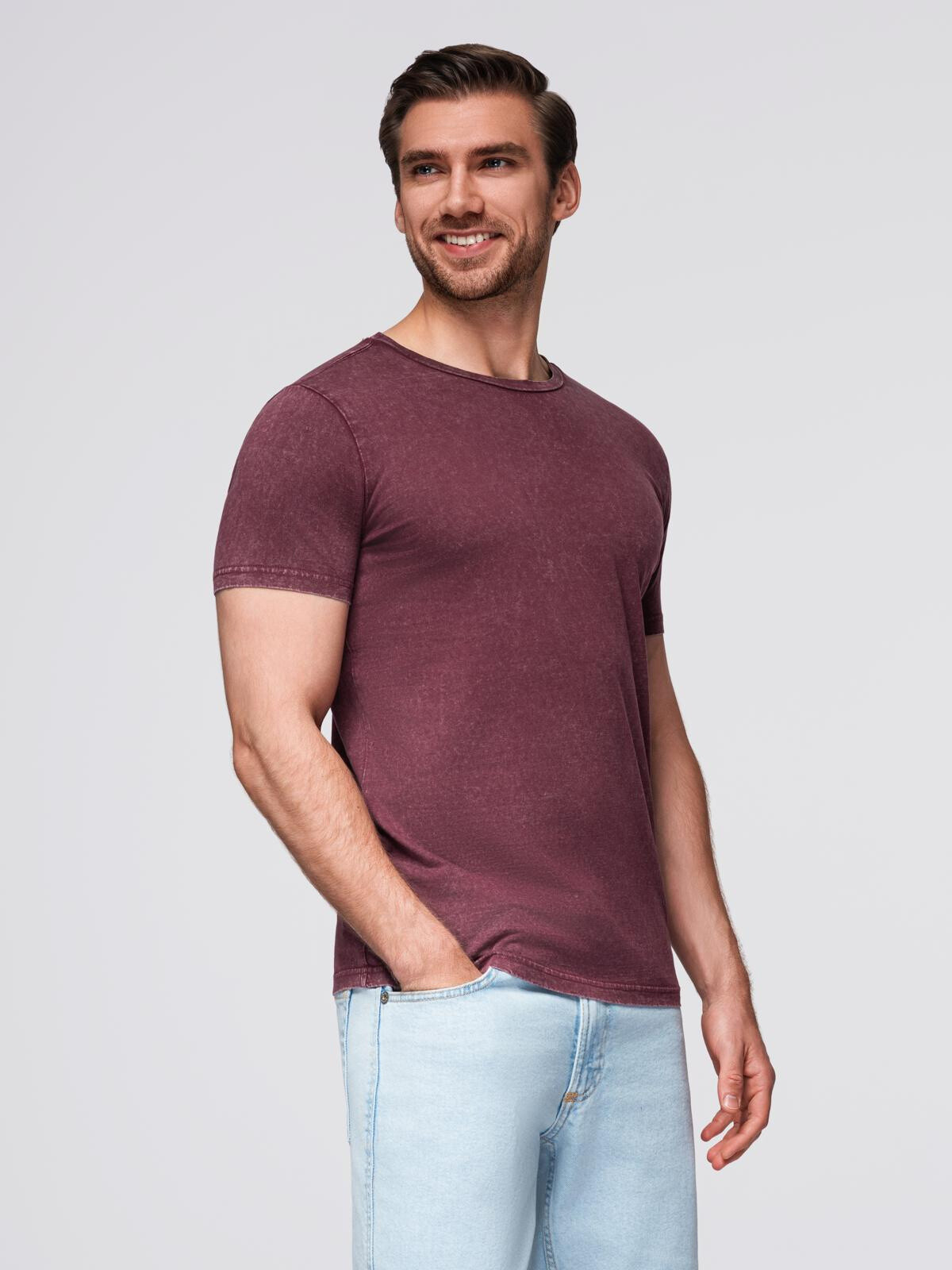Ombre Men's T-shirt with wash effect - burgundy