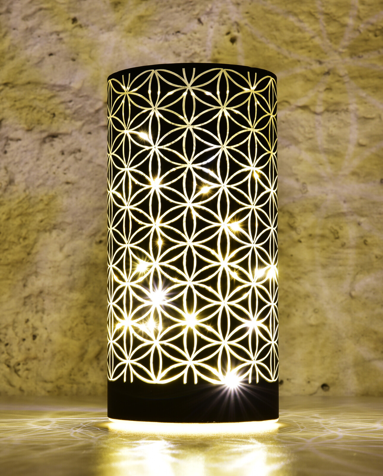 ORIONEA | 20,5 cm skleněný svícen s LED osvětlením | matný černý dekor