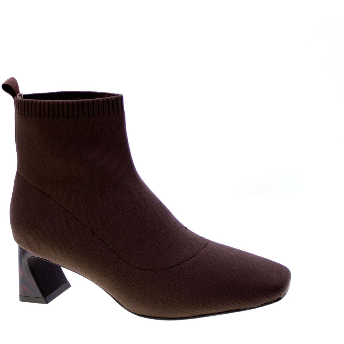 Gioseppo  466776  Hnědá