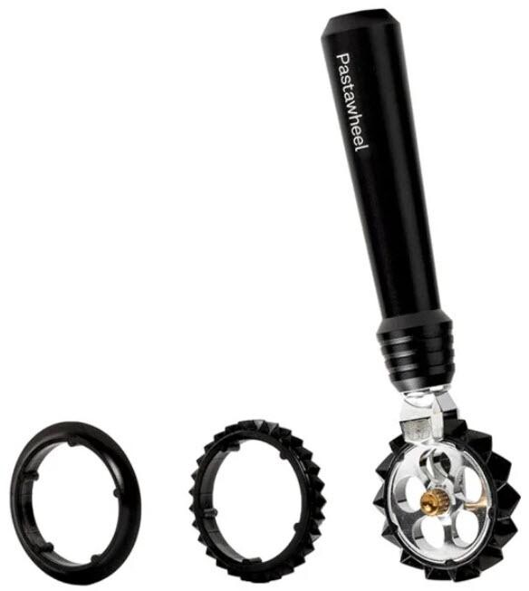 MARCATO rádýlko na těsto Pastawheel, 20 cm, černý PW-NER