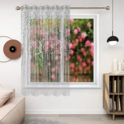 Bílá voálová záclona se stříbrnou aplikací