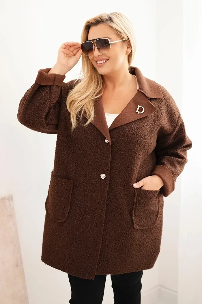 Kesi Włoski Dámský kabát Plus Size beránek s vlnou a kapsami čokoládový
