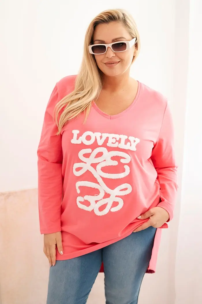 Kesi Dámská blůza Plus Size bavlněná s nápisem a výstřihem do V růžová