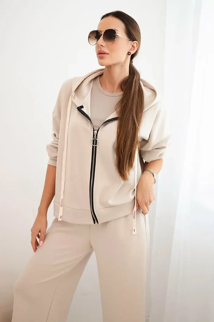 Kesi Włoski Dámský komplet máslový s širokými nohavicemi a mikinou na zip béžový