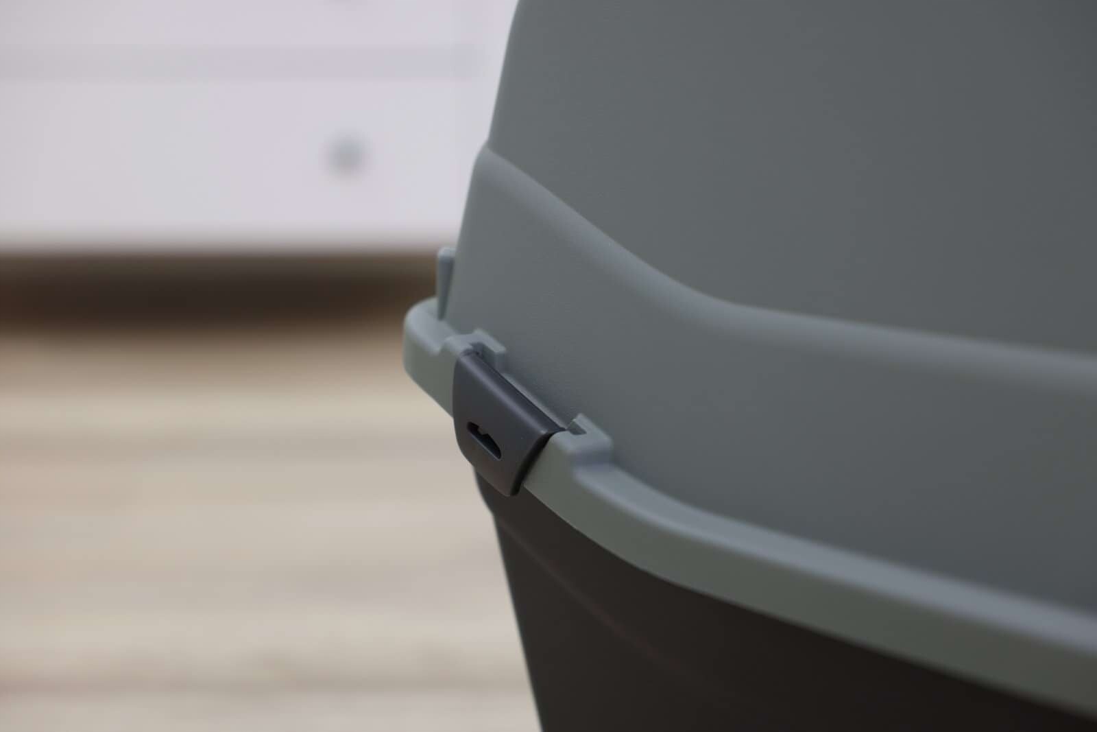 Kočičí Toaleta Emma Eco, černo-zelená, 65 cm x 44 x 46 cm, Kerbl