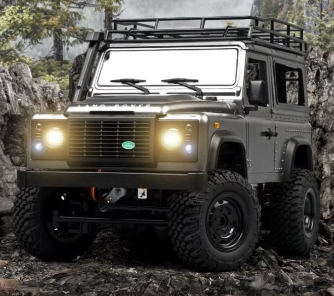 IQ models LAND ROVER DEFENDER TRAIL-S PRO V2.0. - stříbrná