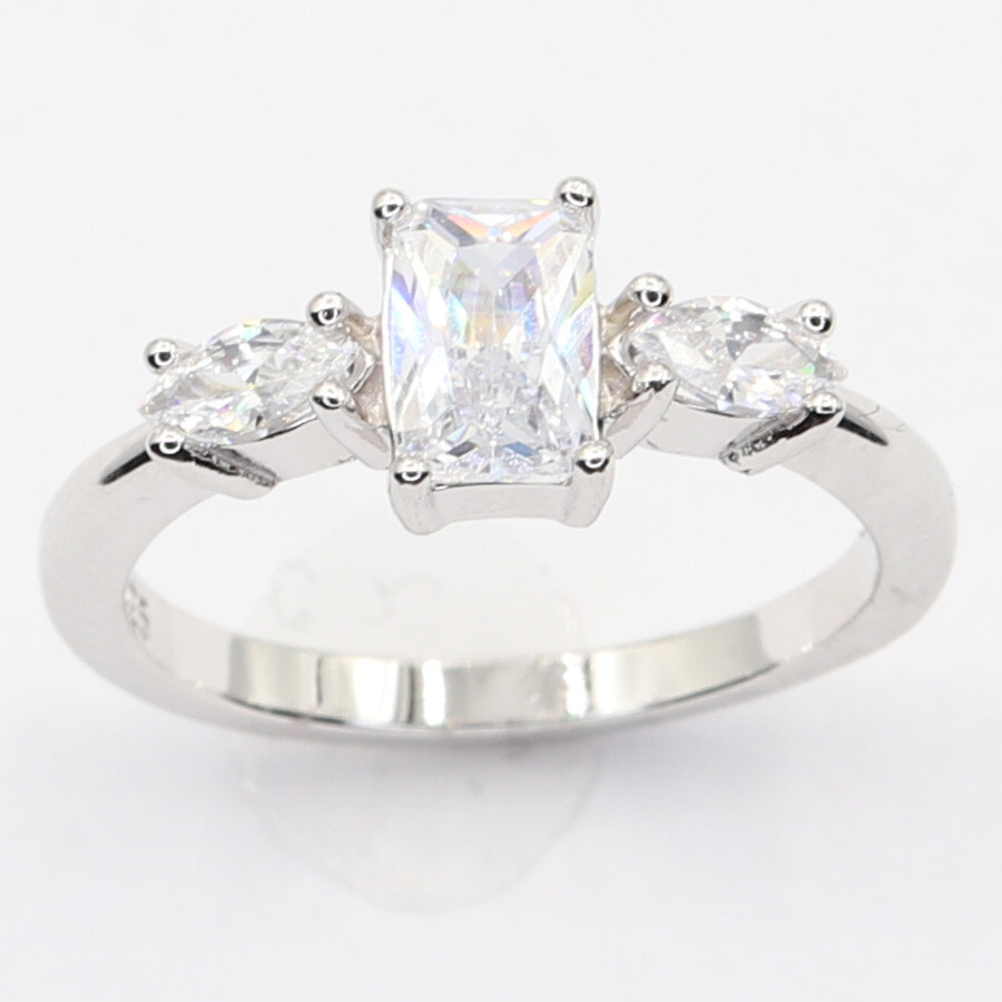 Stříbrný prsten R3302