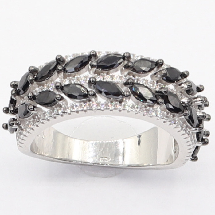 Stříbrný prsten R3333