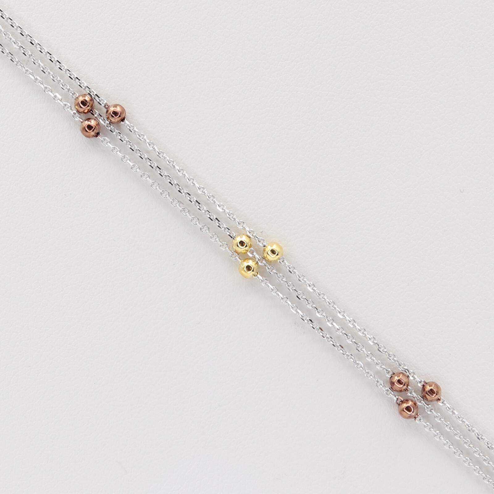 Stříbrný náramek B2090