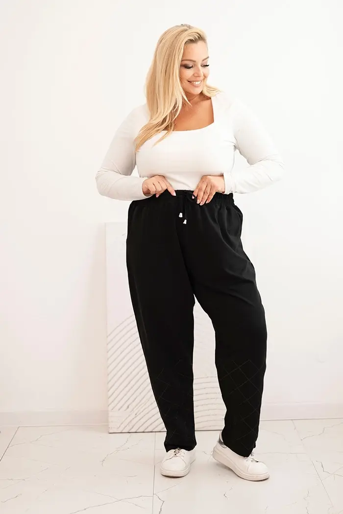 Kesi Dámské kalhoty Plus Size bavlněné s kapsami černé