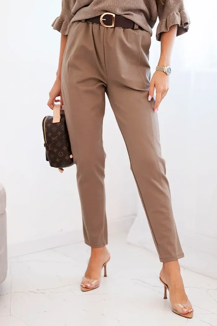 Kesi Włoski Dámské viskózové kalhoty s páskem a zúženými nohavicemi fango