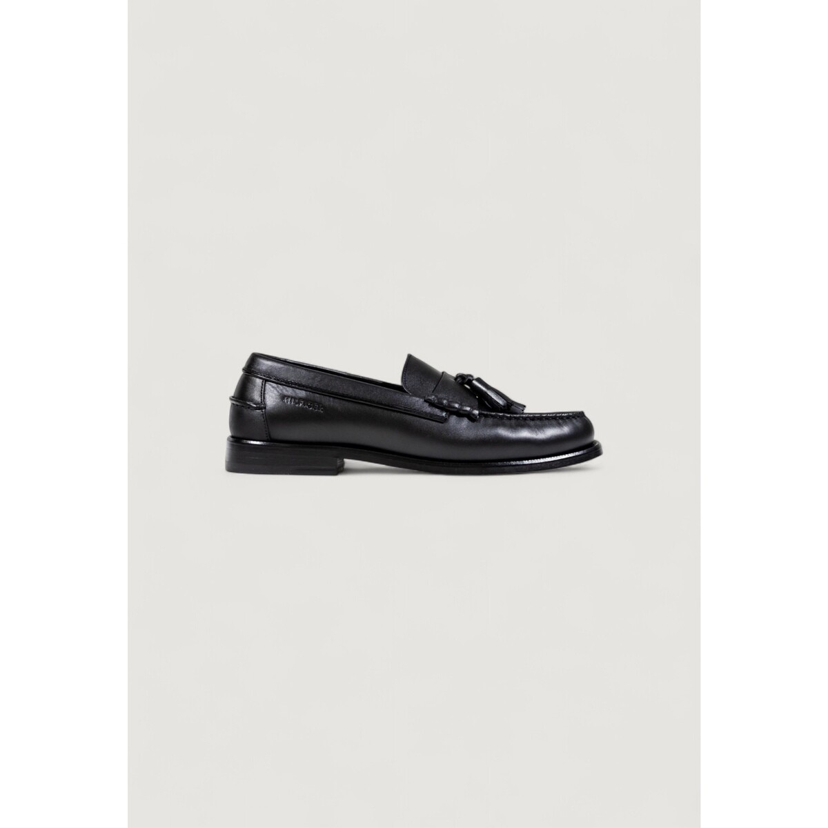Tommy Hilfiger  HILFIGER TASSEL LTH FM0FM05494  Černá