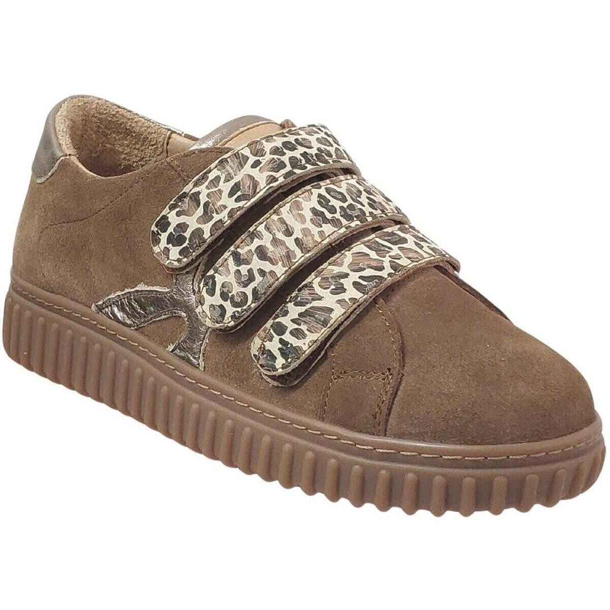 K.mary  Epacte  Béžová