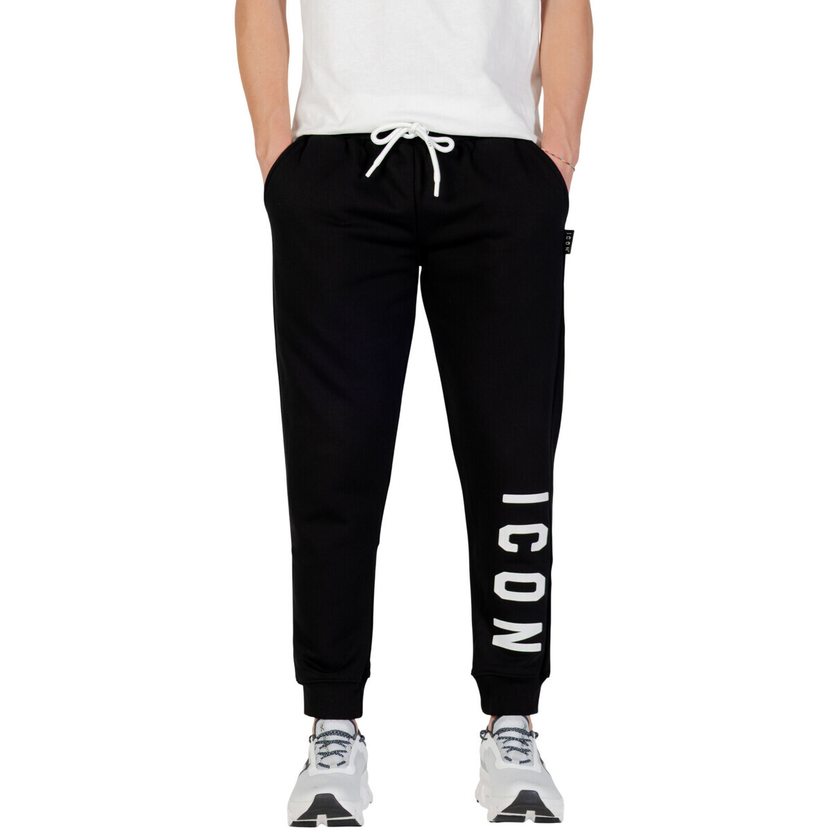 Icon  ICUF2W6P001  Černá