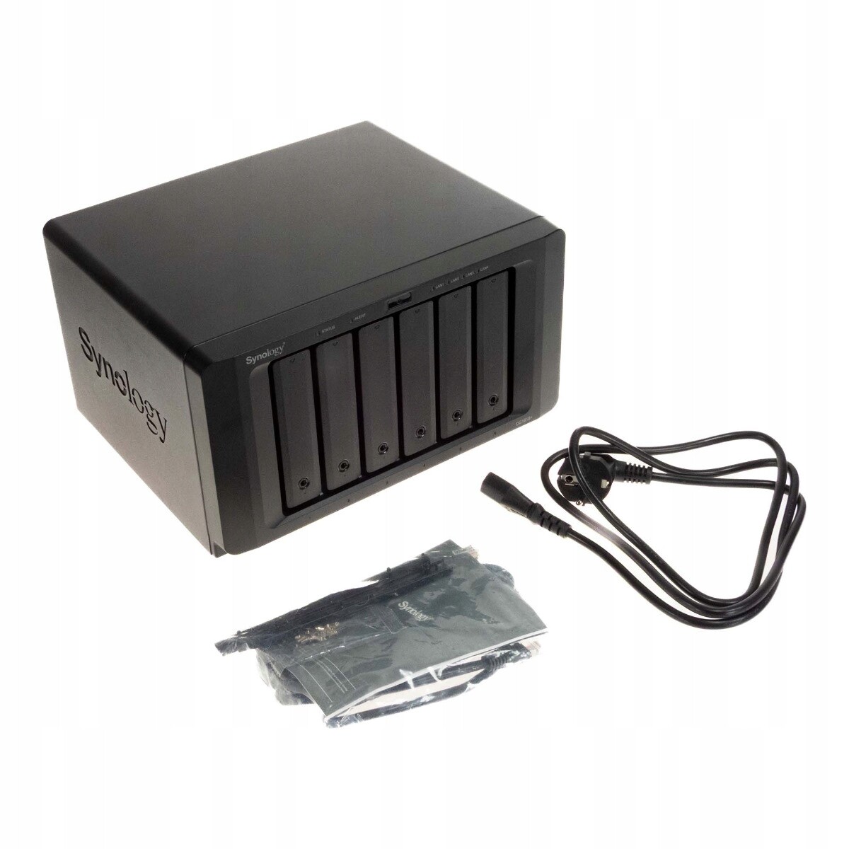 Synology DS1618+ Nas 0GB Intel Atom C3538 4-CORE 2.1 GHz 4GB DDR4 6-BAY