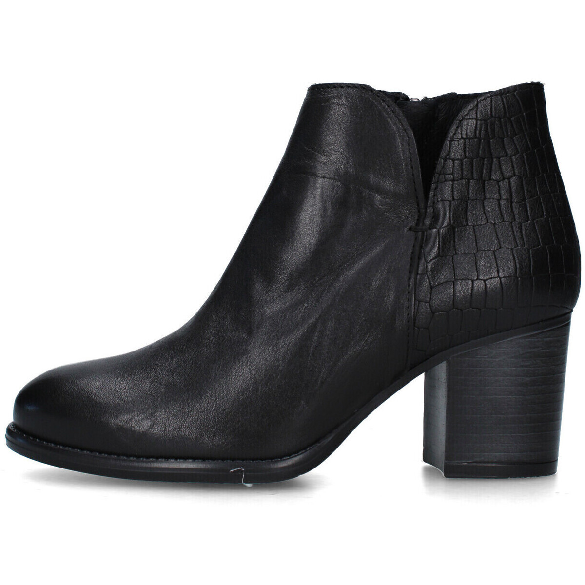 IgI&CO  8699000  Černá