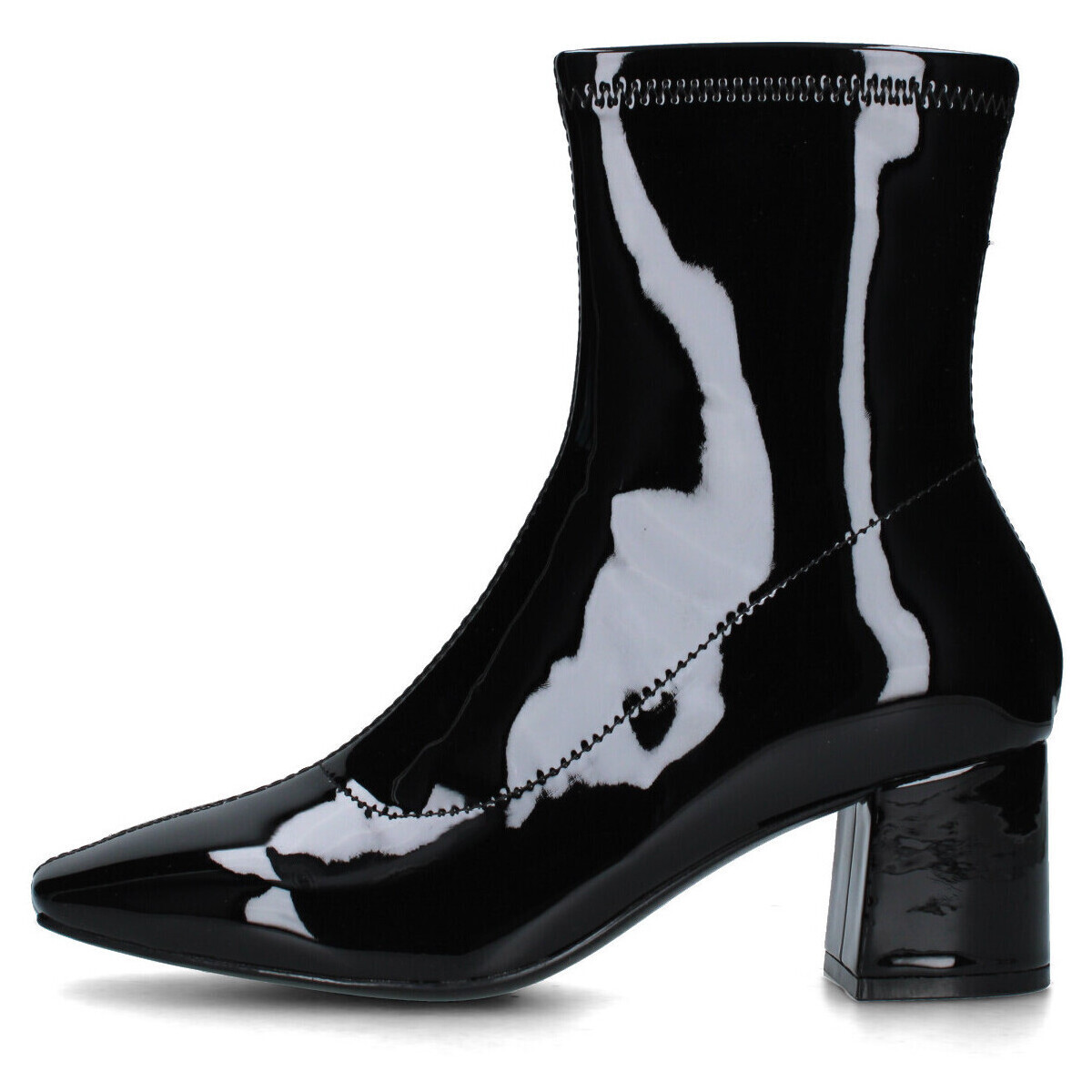 Uma Parker  614.02.25VR  Černá