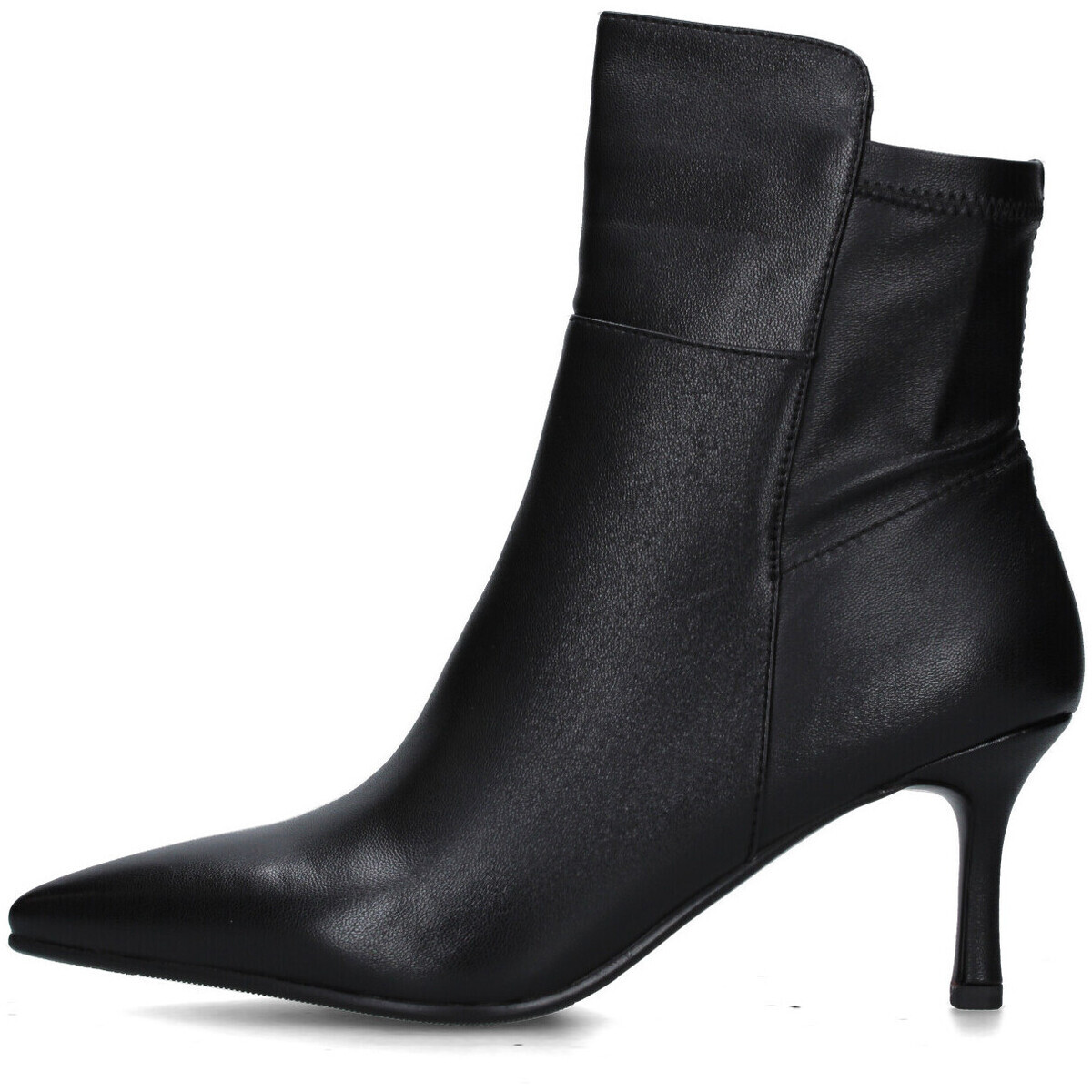 Uma Parker  625.02.25P  Černá