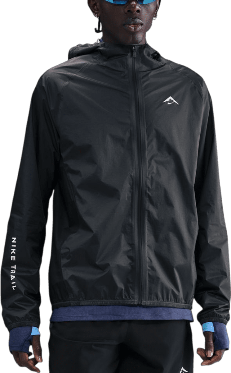 Bunda s kapucí Nike Trailwind