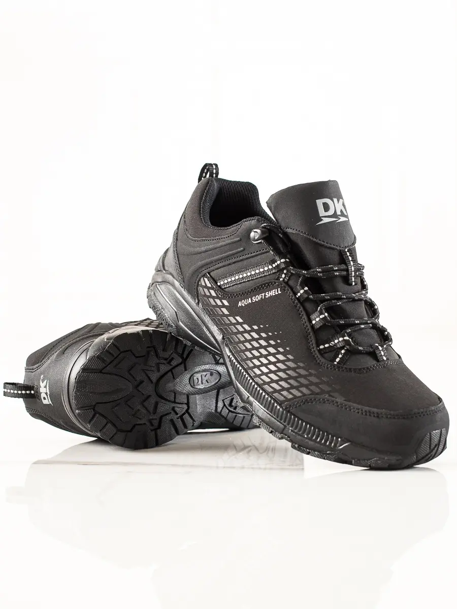 Pohodlné trekingové boty pánské černé bez podpatku