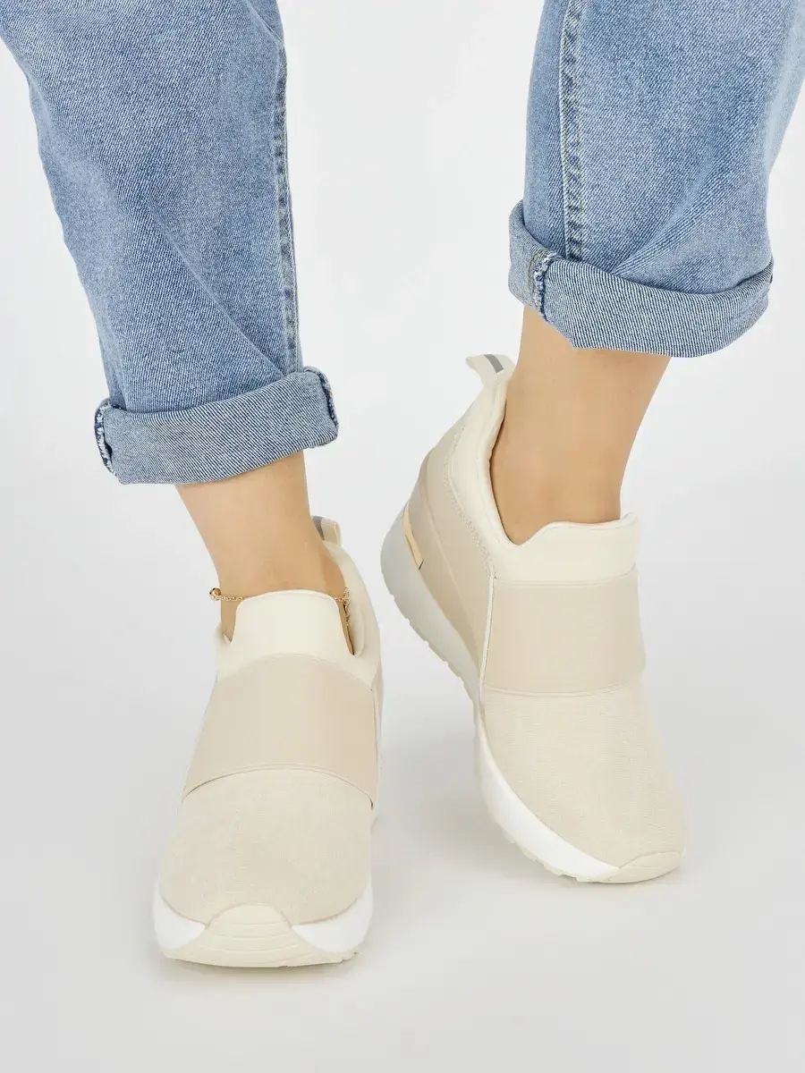 Originální tenisky dámské béžové na klínku