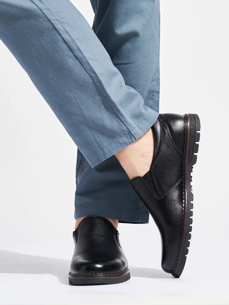 Originální černé pánské polobotky